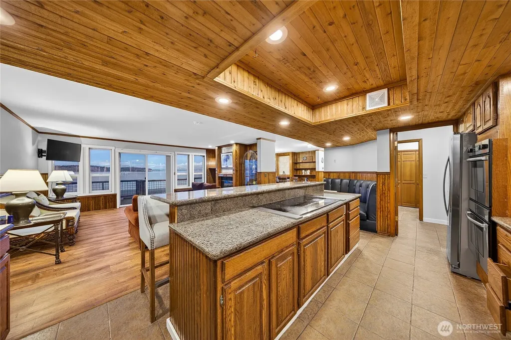 5972 Hastings Road Clinton WA 98236