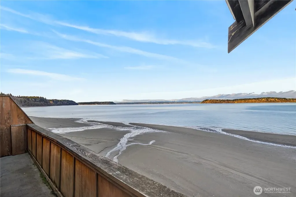 5972 Hastings Road Clinton WA 98236