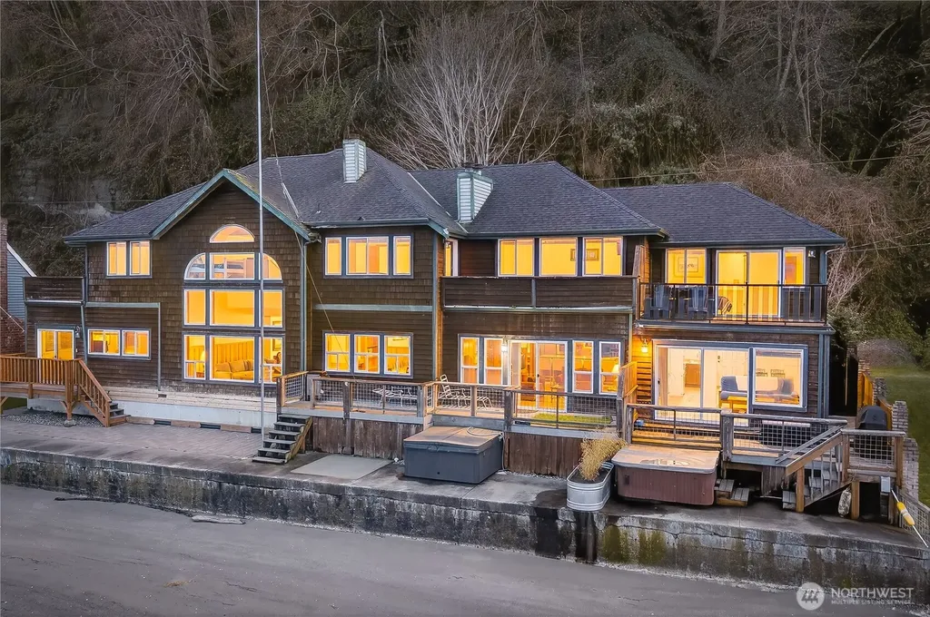 5972 Hastings Road Clinton WA 98236
