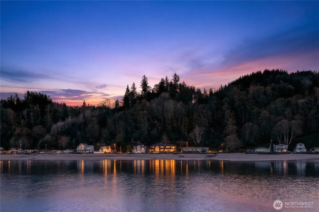 5972 Hastings Road Clinton WA 98236