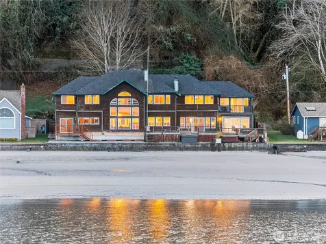 5972 Hastings Road Clinton WA 98236