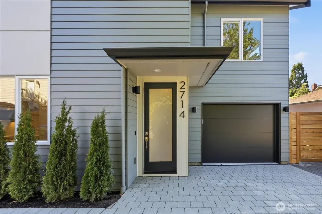 2714 58th Avenue SW Seattle WA 98116