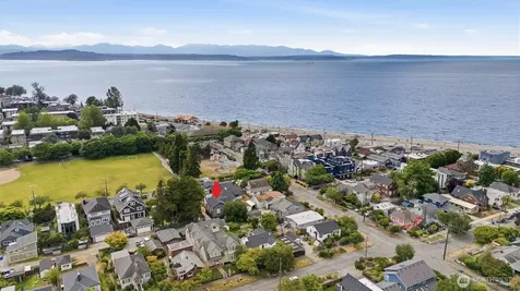 2714 58th Avenue SW Seattle WA 98116