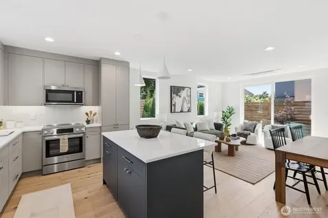 2714 58th Avenue SW Seattle WA 98116