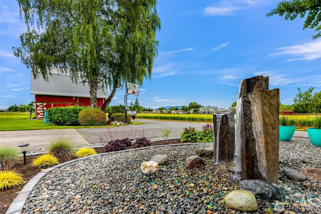 17645 Mclean Road Mount Vernon WA 98273