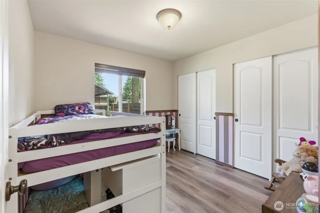 5146 180th Trail SW Rochester WA 98579