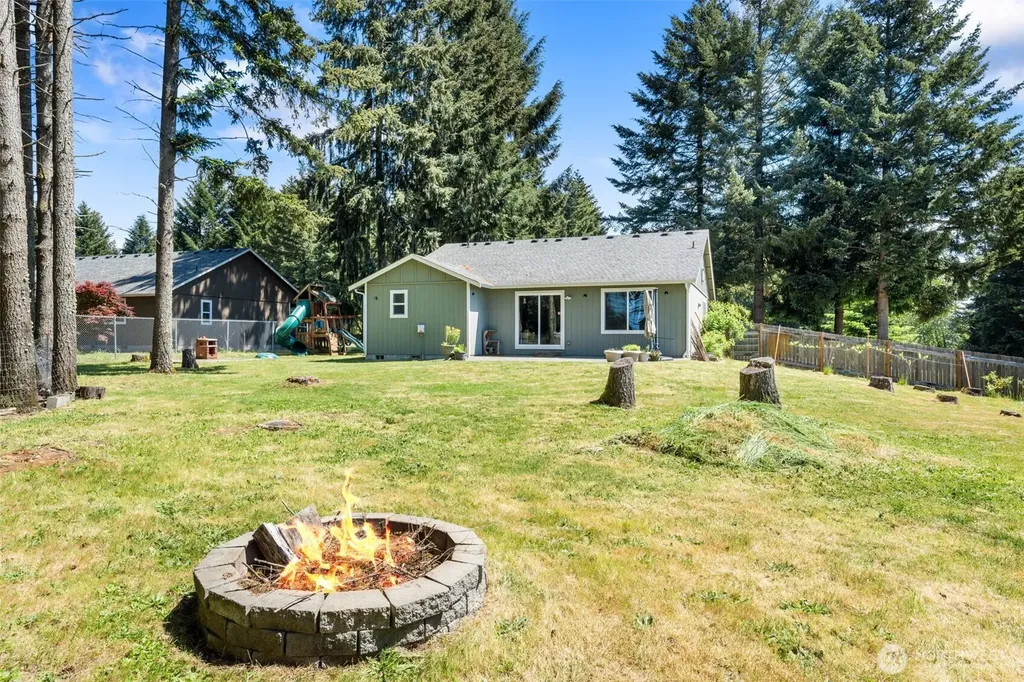 5146 180th Trail SW Rochester WA 98579