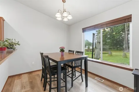 5146 180th Trail SW Rochester WA 98579