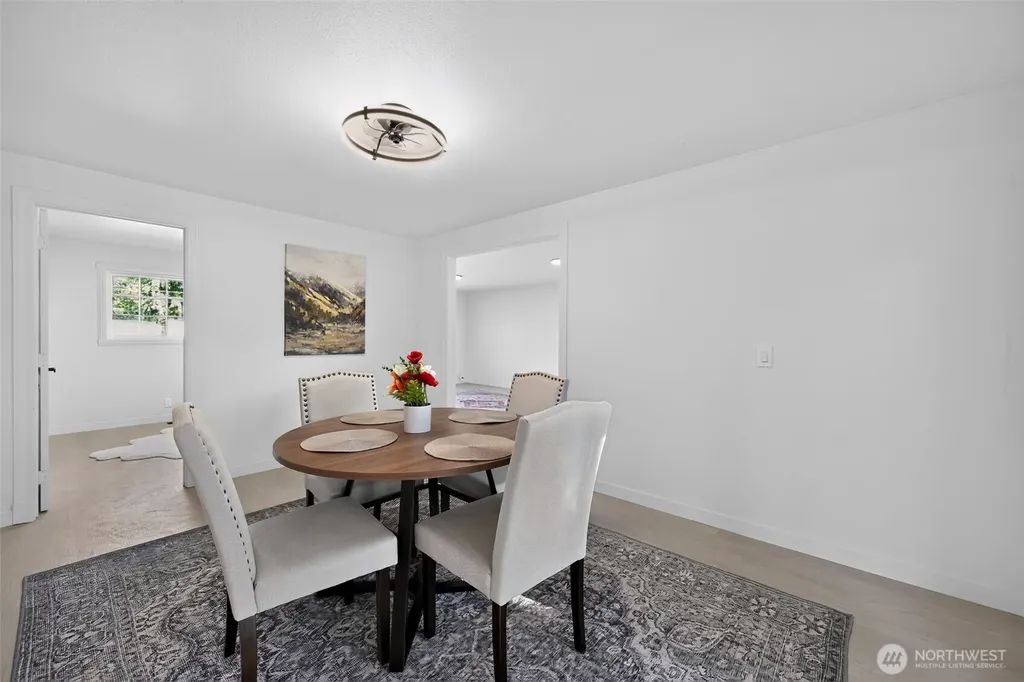 33907 23rd Avenue SW Federal Way WA 98023