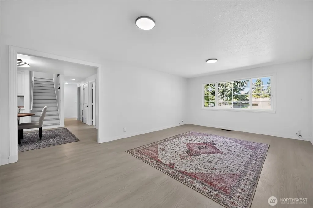 33907 23rd Avenue SW Federal Way WA 98023