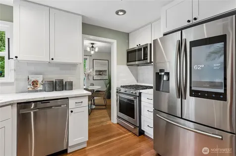 7520 Jones Avenue NW Seattle WA 98117