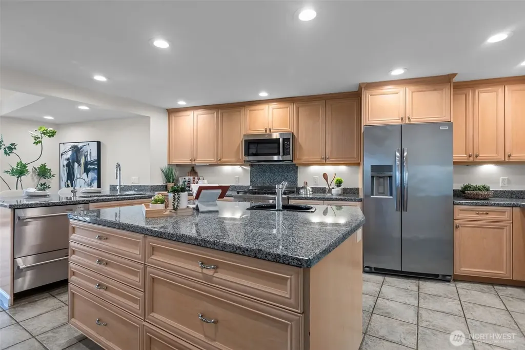 4105 SW 109th Street Seattle WA 98146