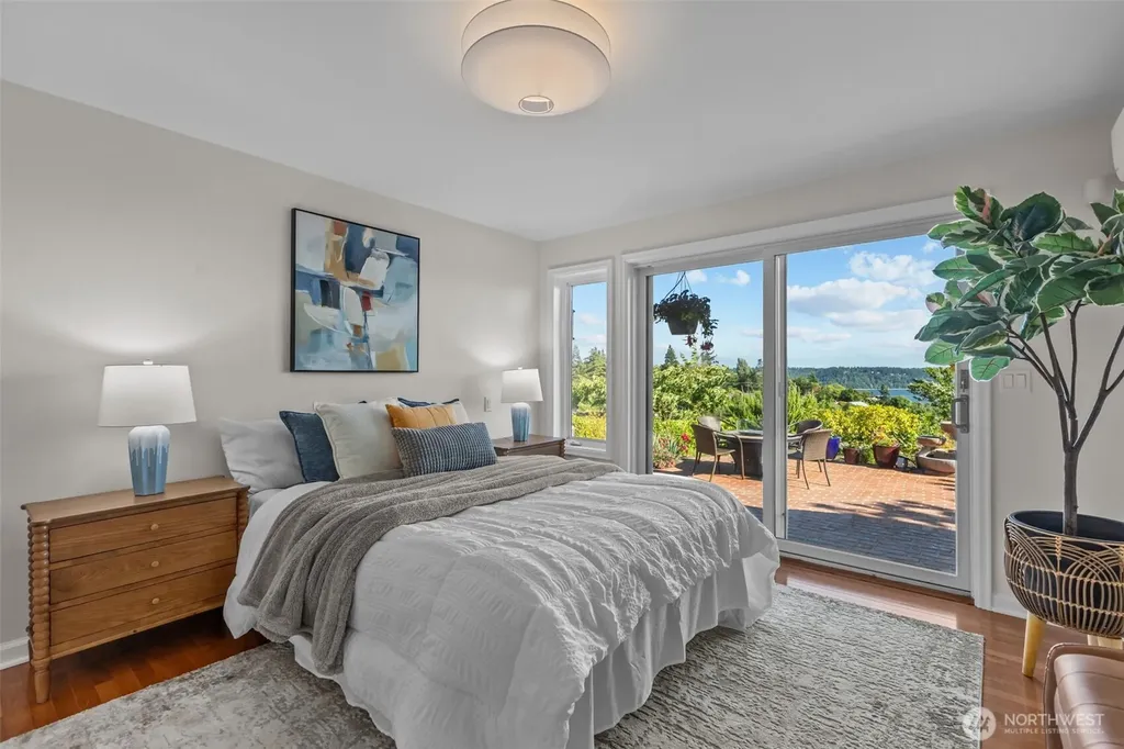 4105 SW 109th Street Seattle WA 98146