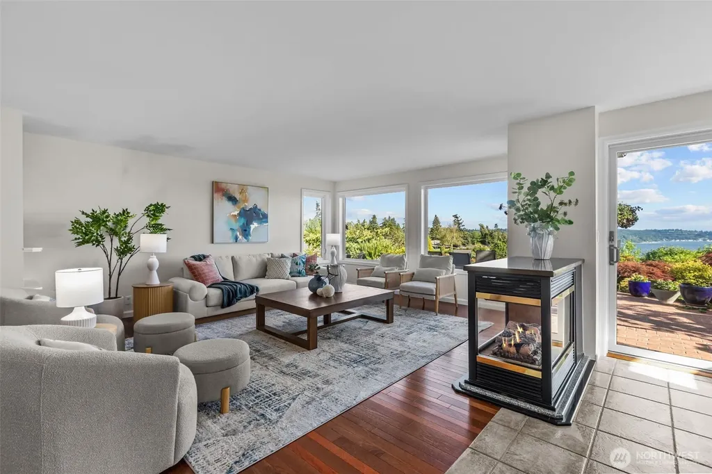 4105 SW 109th Street Seattle WA 98146