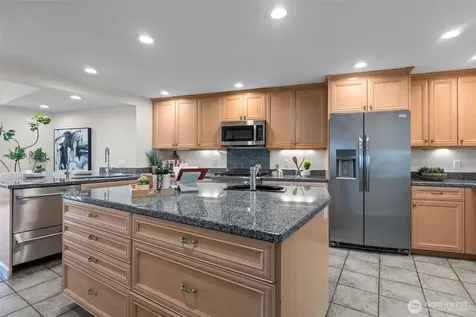 4105 SW 109th Street Seattle WA 98146