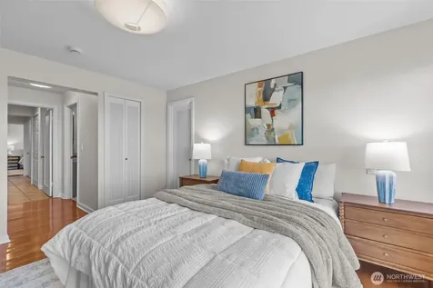 4105 SW 109th Street Seattle WA 98146