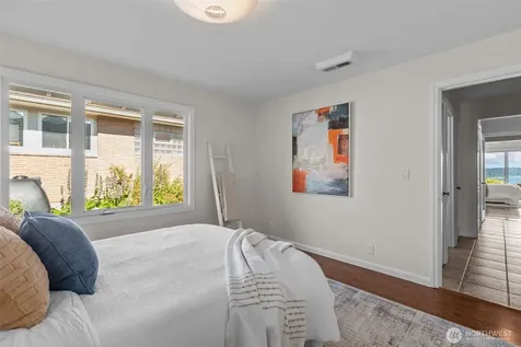 4105 SW 109th Street Seattle WA 98146