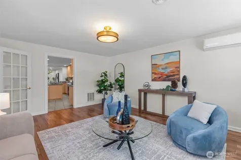 4105 SW 109th Street Seattle WA 98146