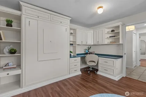 4105 SW 109th Street Seattle WA 98146