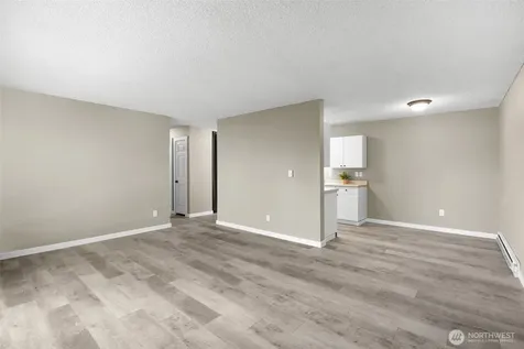 10459 Des Moines Memorial Dr S Seattle WA 98168