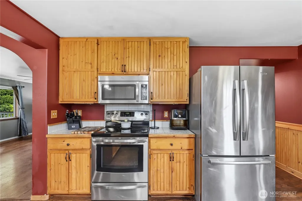 170 S B Street Buckley WA 98321