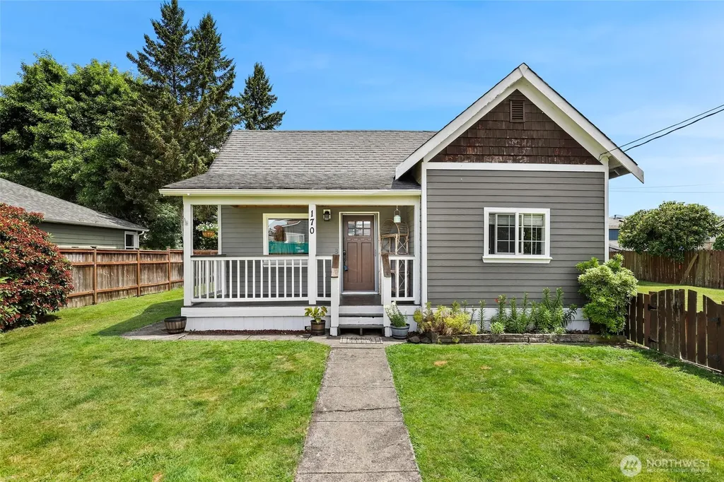 170 S B Street Buckley WA 98321