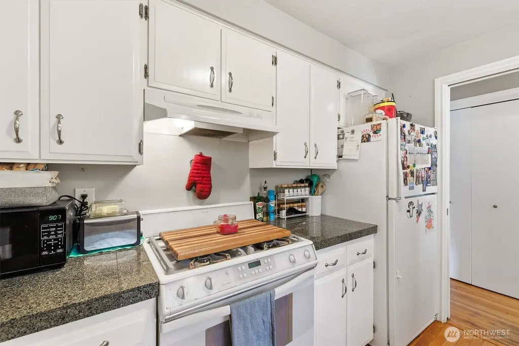 421 E Washington Mount Vernon WA 98274