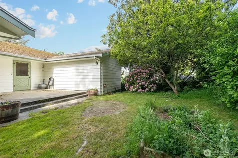 421 E Washington Mount Vernon WA 98274