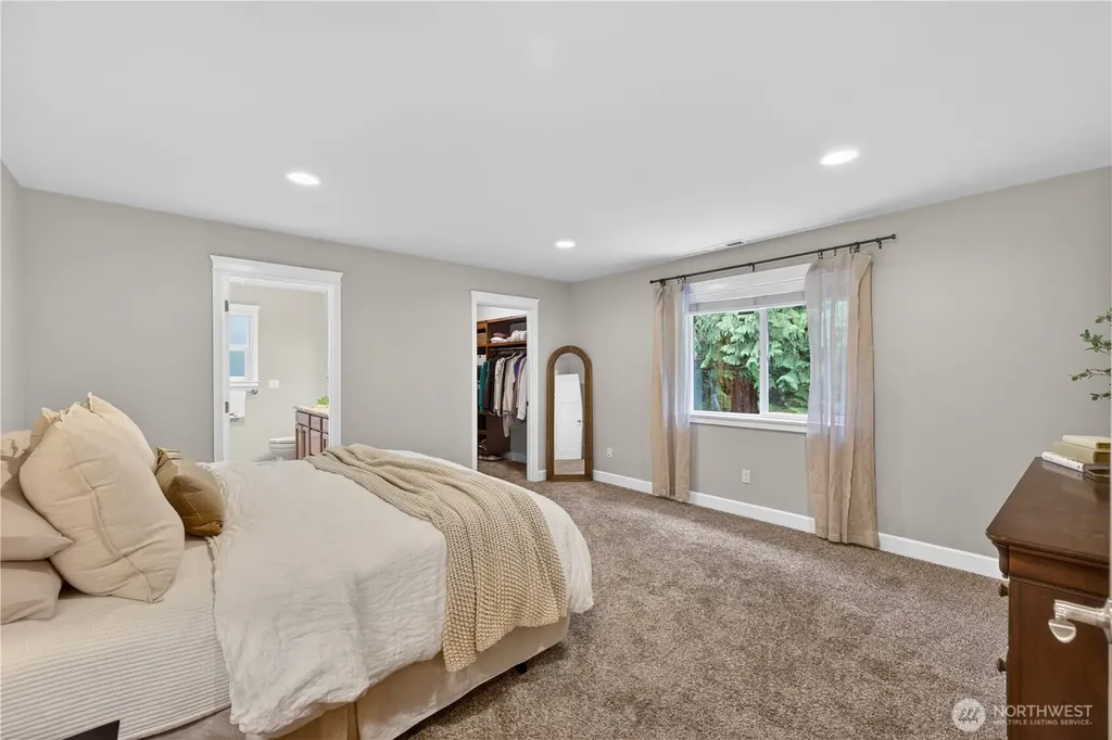4316 Tyler Way Anacortes WA 98221