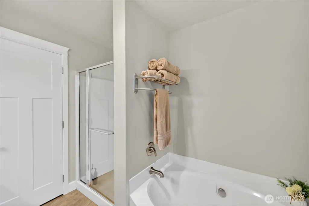 4316 Tyler Way Anacortes WA 98221