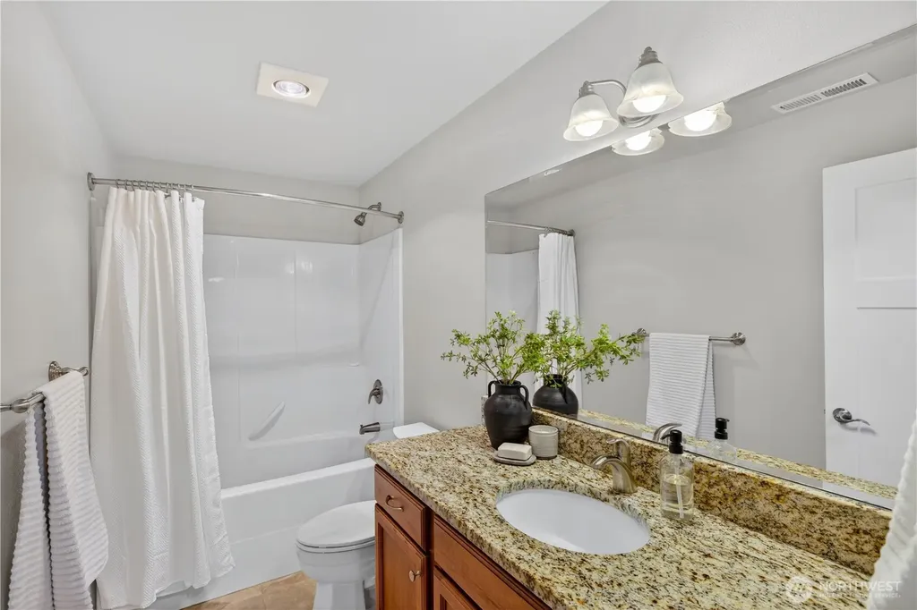 4316 Tyler Way Anacortes WA 98221