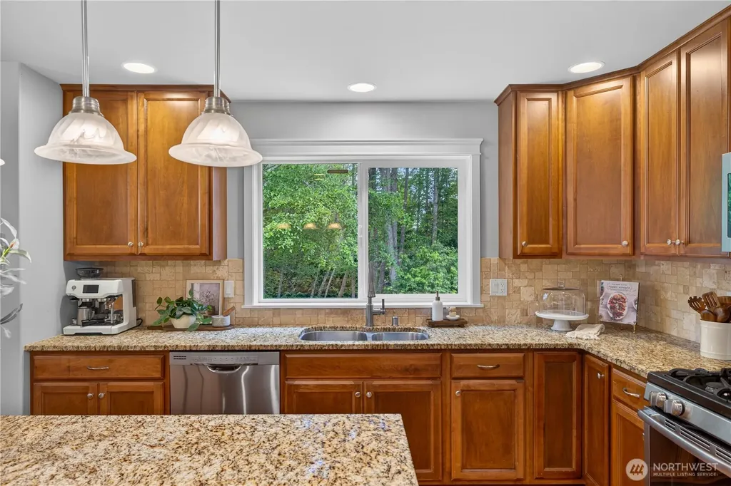 4316 Tyler Way Anacortes WA 98221