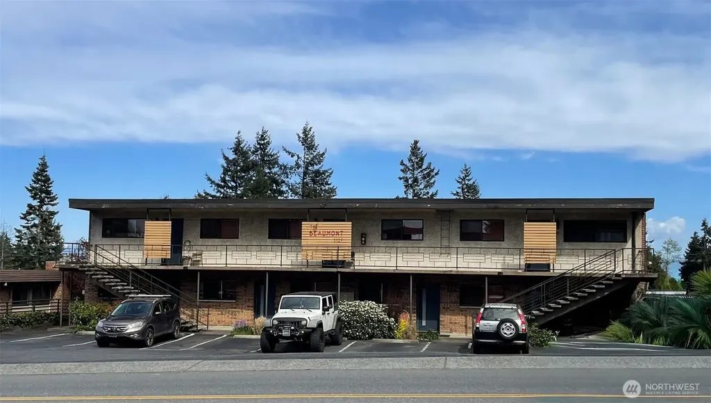 5127 Colby Avenue Everett WA 98203