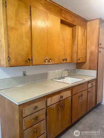 5127 Colby Avenue Everett WA 98203