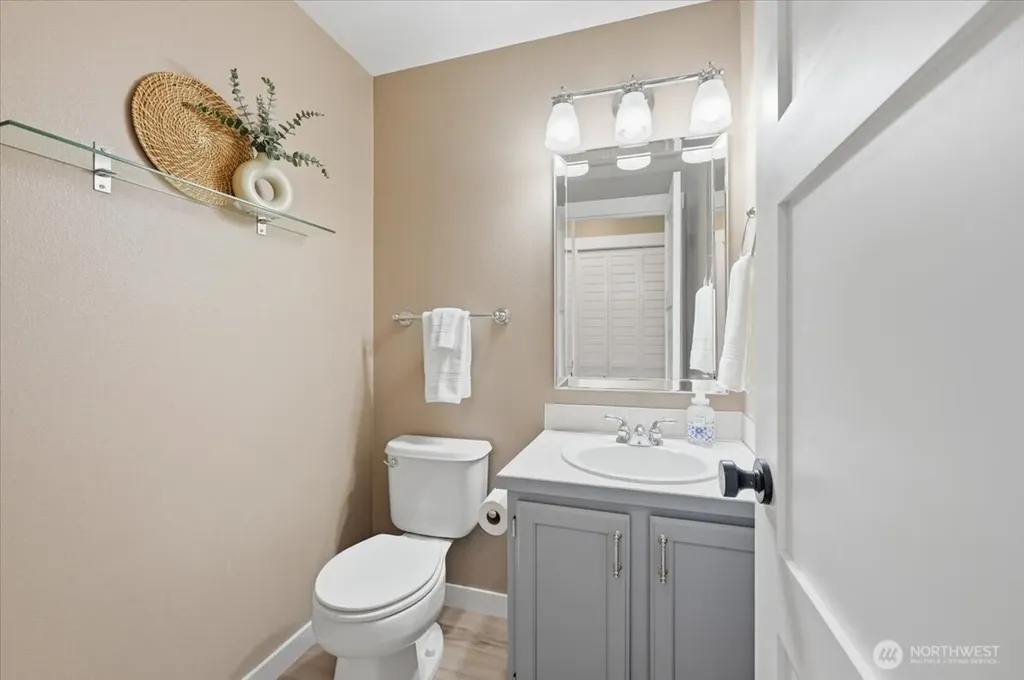 13014 SE 305th Place Auburn WA 98092