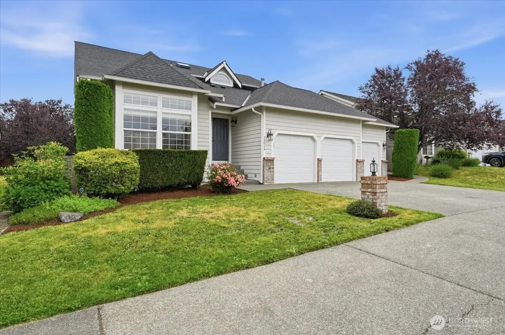 13014 SE 305th Place Auburn WA 98092