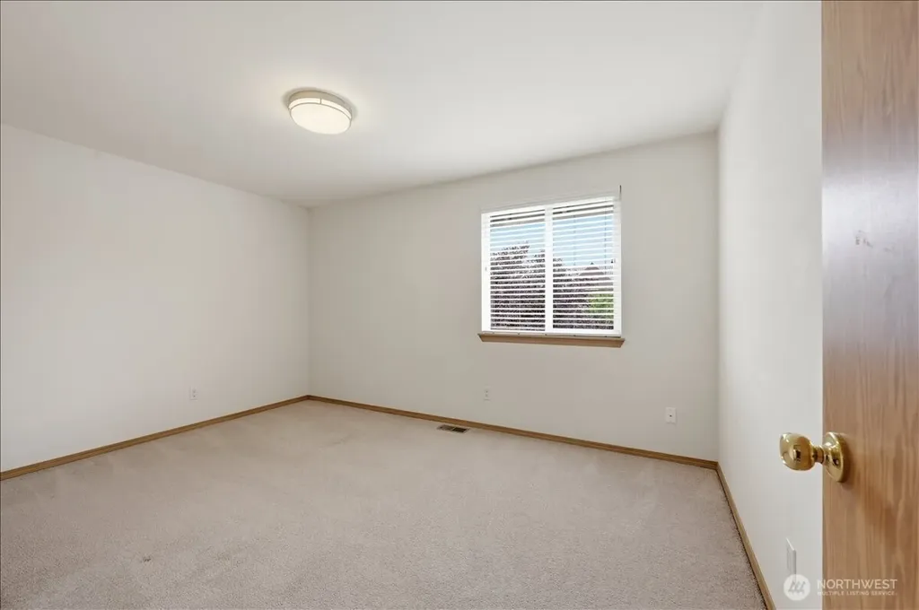 13014 SE 305th Place Auburn WA 98092