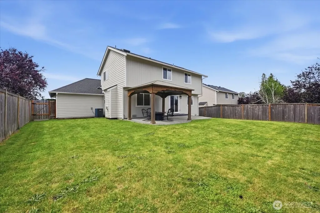 13014 SE 305th Place Auburn WA 98092