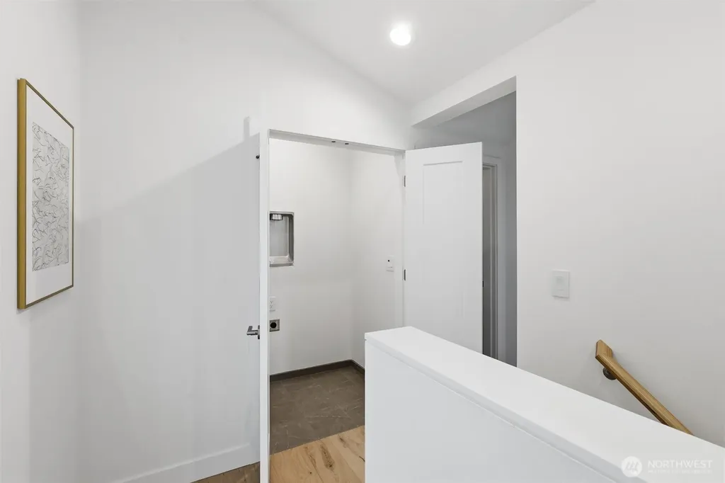 2714 58th Avenue SW Seattle WA 98116