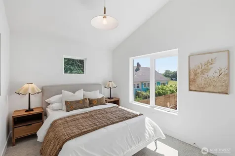 2714 58th Avenue SW Seattle WA 98116