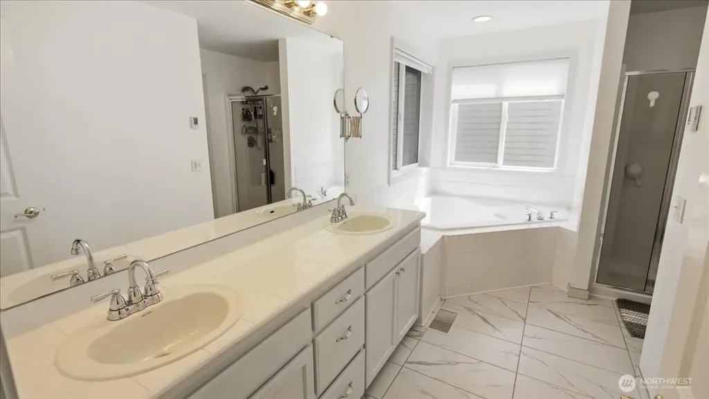 923 183rd Place SE Bothell WA 98012