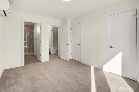 8507 16th Avenue NW Seattle WA 98117
