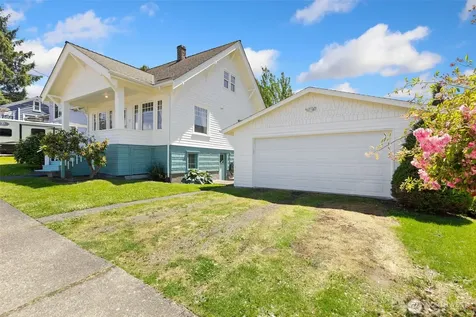 2013 SW Dakota Street Seattle WA 98106