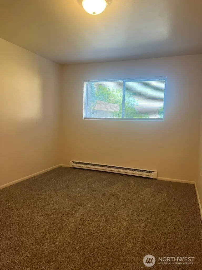 5127 Colby Avenue Everett WA 98203