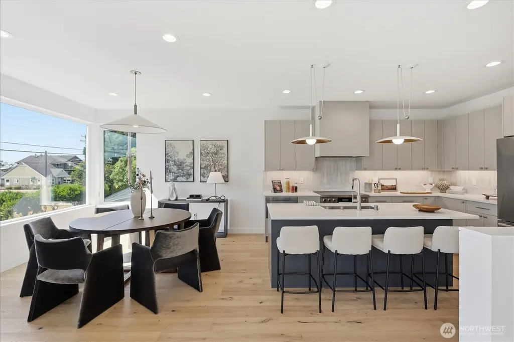 2710 58th Avenue SW Seattle WA 98116