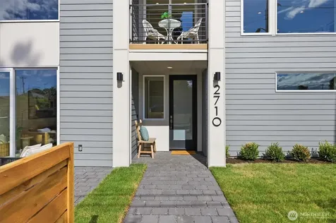 2710 58th Avenue SW Seattle WA 98116
