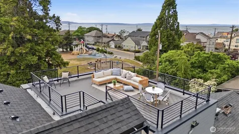 2710 58th Avenue SW Seattle WA 98116