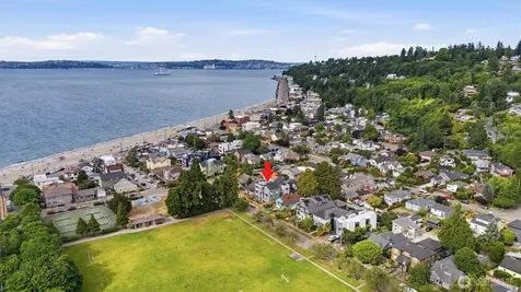 2710 58th Avenue SW Seattle WA 98116