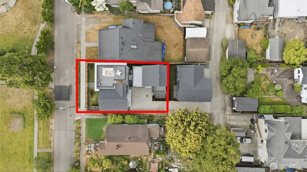 2710 58th Avenue SW Seattle WA 98116