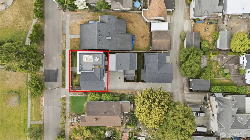 2710 58th Avenue SW Seattle WA 98116